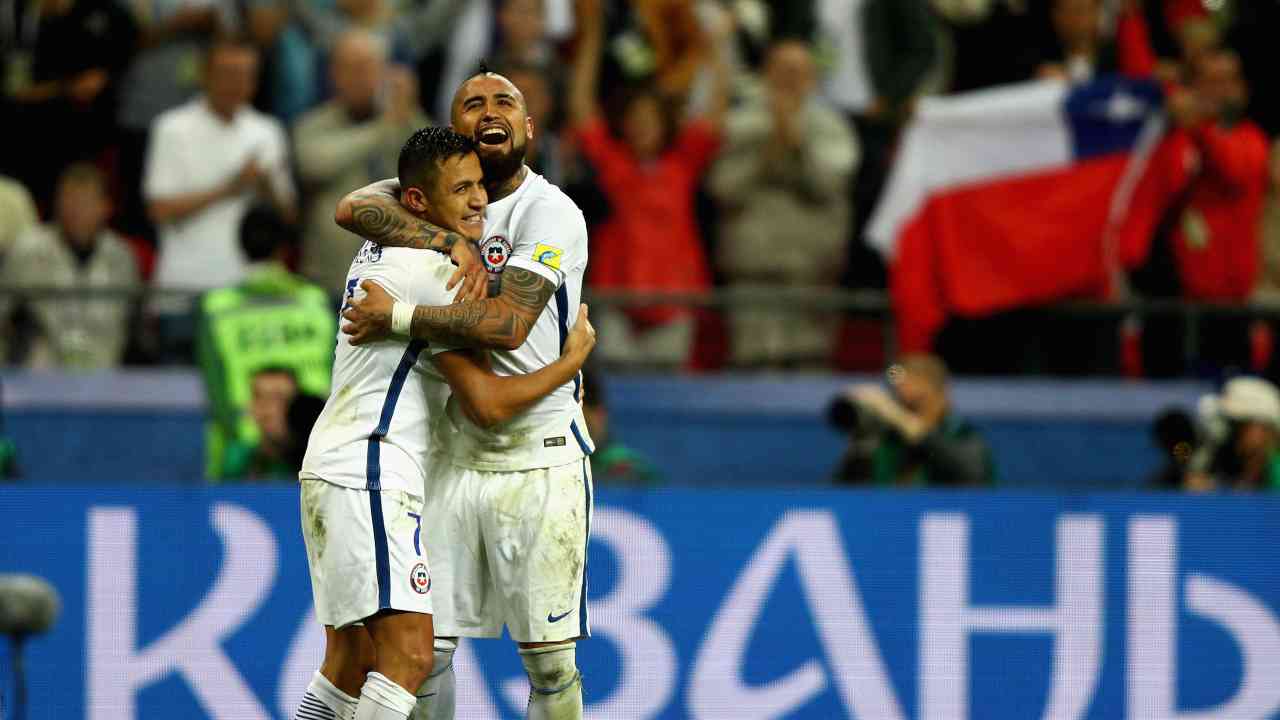 Vidal e Sanchez - Getty Images