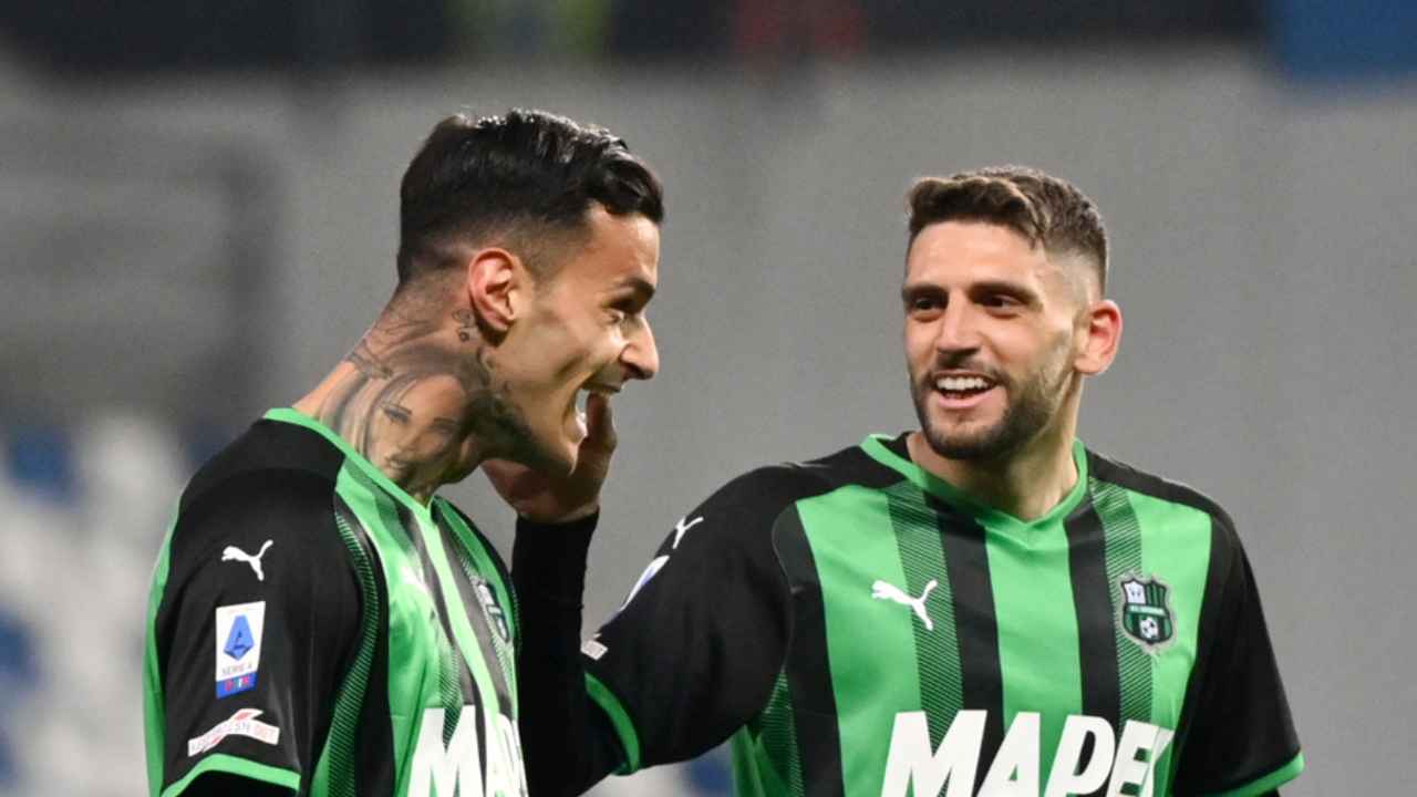 Scamacca e Berardi - foto LaPresse