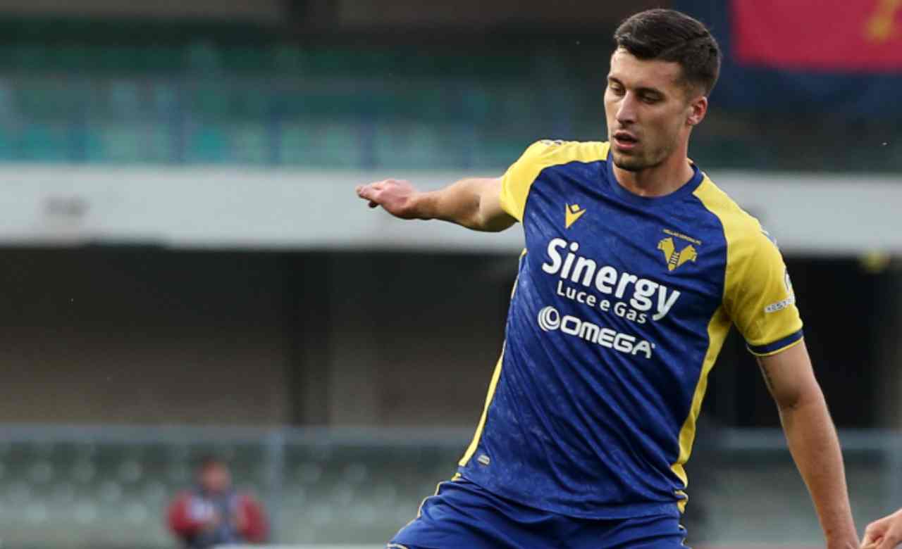 Calciomercato Napoli, asse con il Verona per il colpo Casale e non solo