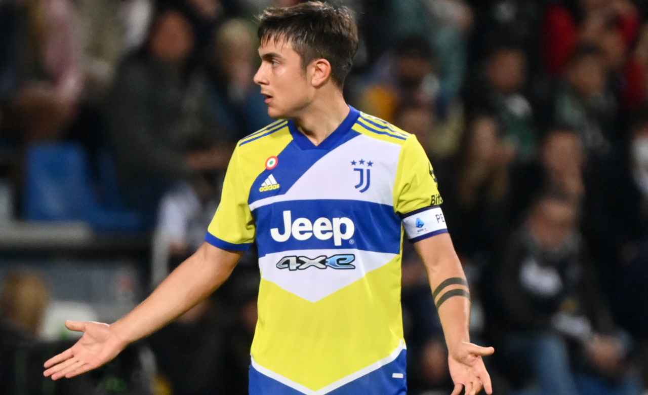 Dybala è uno dei sogni di Jose Mourinho per la Roma (LaPresse)