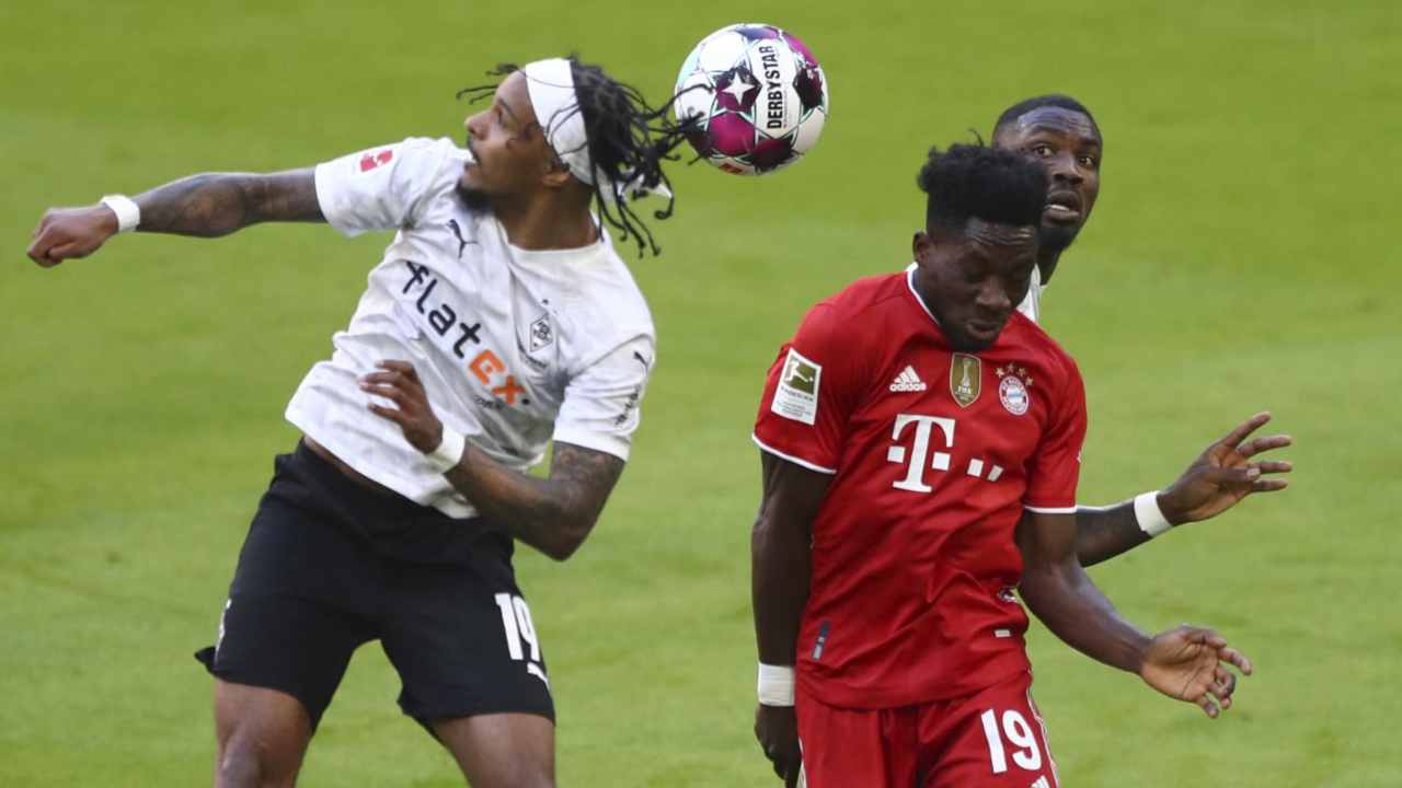 Gladbach-Bayern foto LaPresse